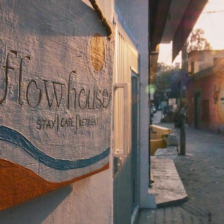 Flow House Rishīkesh Buitenkant foto