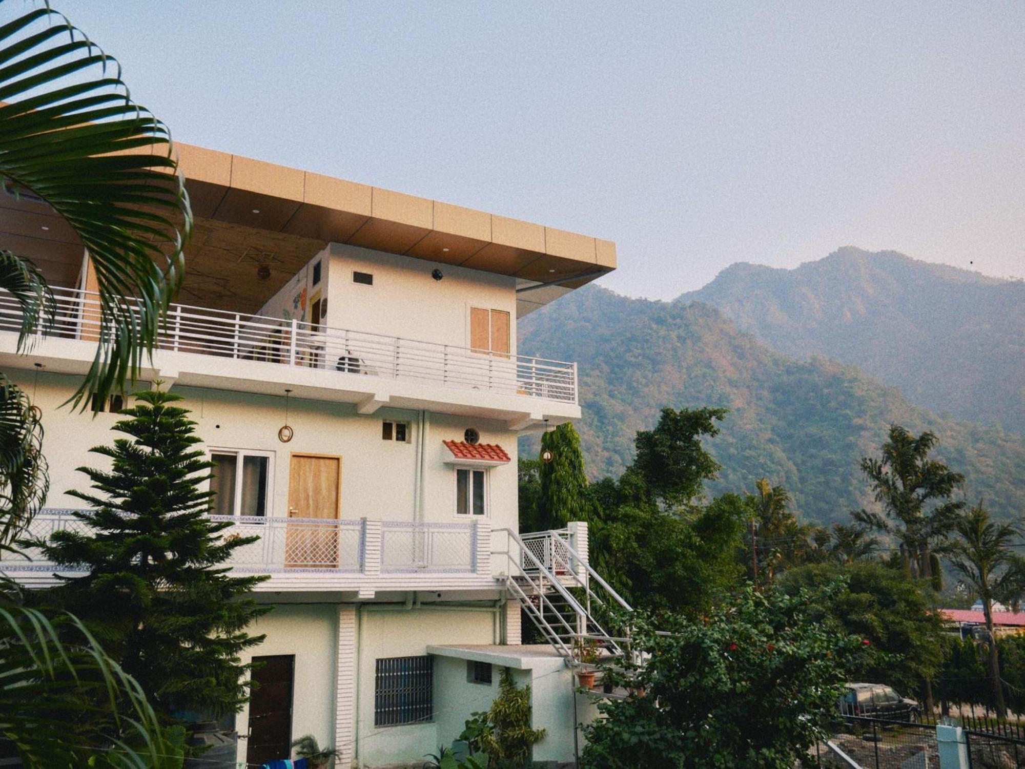 Flow House Rishīkesh Buitenkant foto
